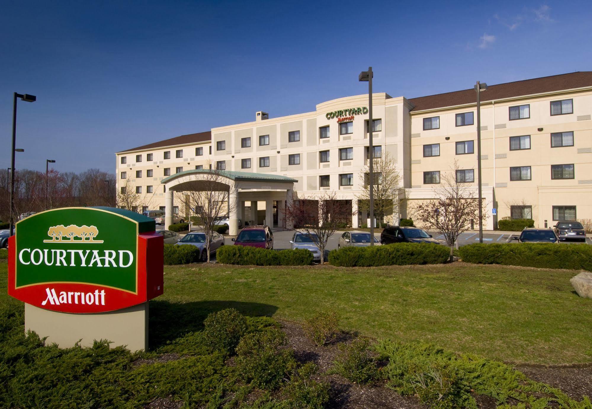Courtyard By Marriott Middletown Goshen Exterior foto