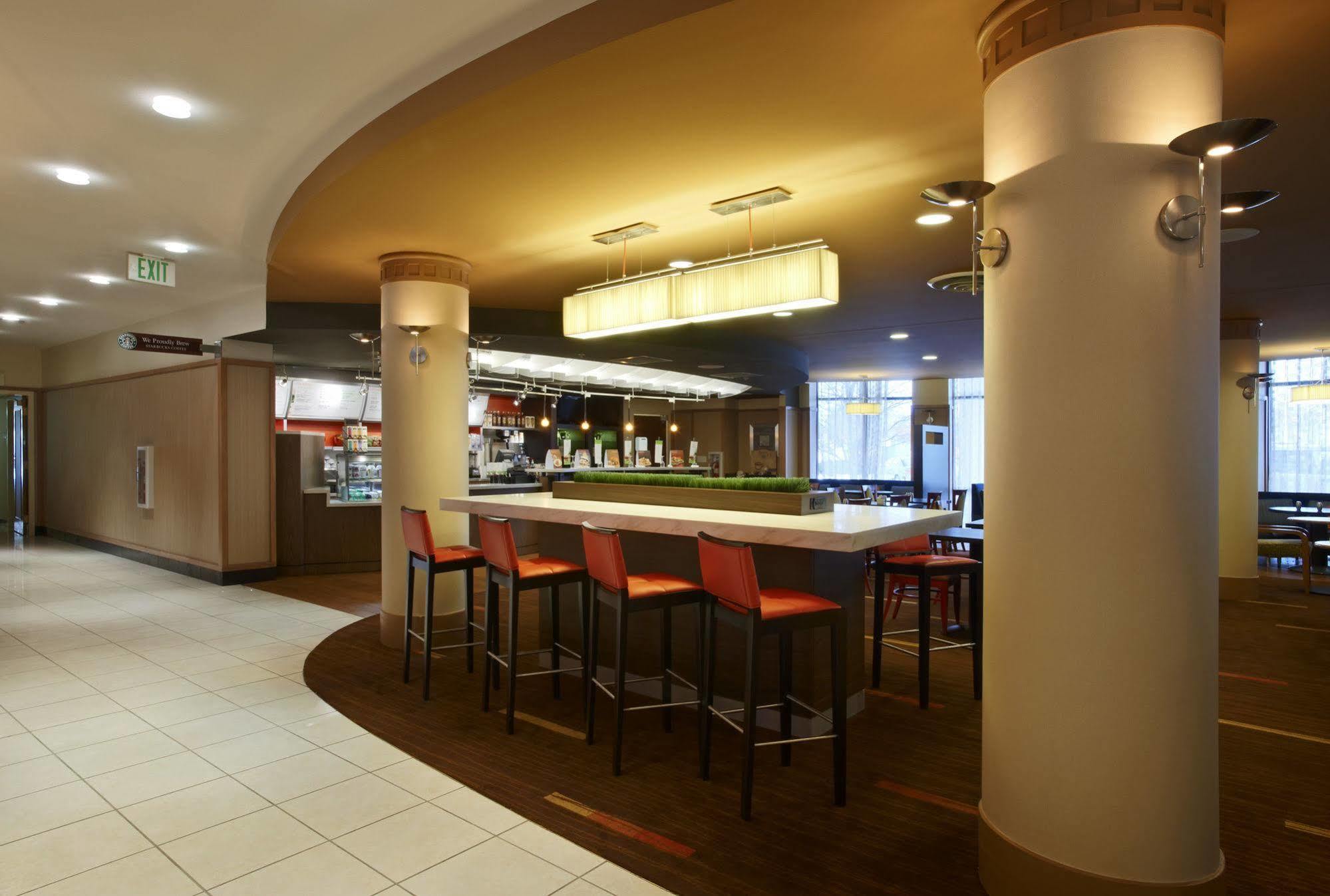 Courtyard By Marriott Middletown Goshen Exterior foto