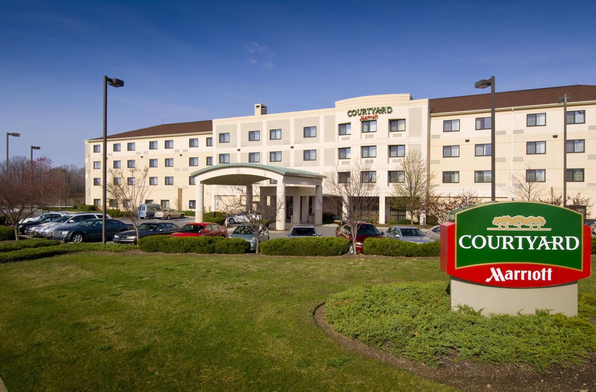 Courtyard By Marriott Middletown Goshen Exterior foto